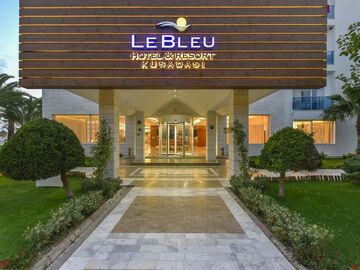 YILBAŞI KUŞADASI 5*LE BLEU HOTEL & RESORT (1 GECE)