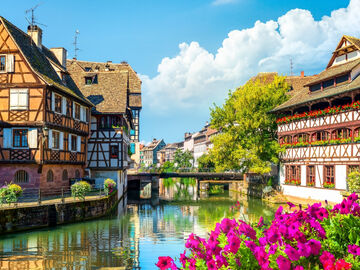 TREN VE TELEFERİK EŞLİĞİNDE ALP DAĞLARI`NA YOLCULUK (RAMAZAN BAYRAMI)