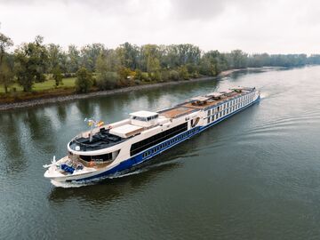 REN NEHRİ`NDE NOEL PAZARLARI (SAKİN TUR)