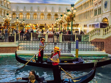 TOSKANA`NIN GÖZDELERİ & VENEDİK KARNAVALI