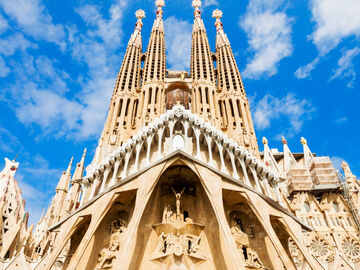 RAMAZAN BAYRAMINA ÖZEL KEŞİF DOLU BÜYÜK İSPANYA & ENDÜLÜS (İZMİR HARAKETLİ)