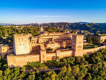 RAMAZAN BAYRAMINA ÖZEL KEŞİF DOLU BÜYÜK İSPANYA & ENDÜLÜS (İZMİR HARAKETLİ)
