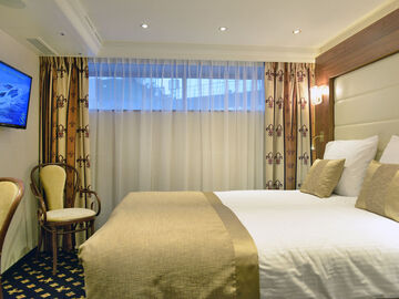 İZMİR ÇIKIŞLI RHONE NEHRİ`NDE GÜNEY FRANSA PROVENCE – İSVİÇRE TURU SAKİN TUR